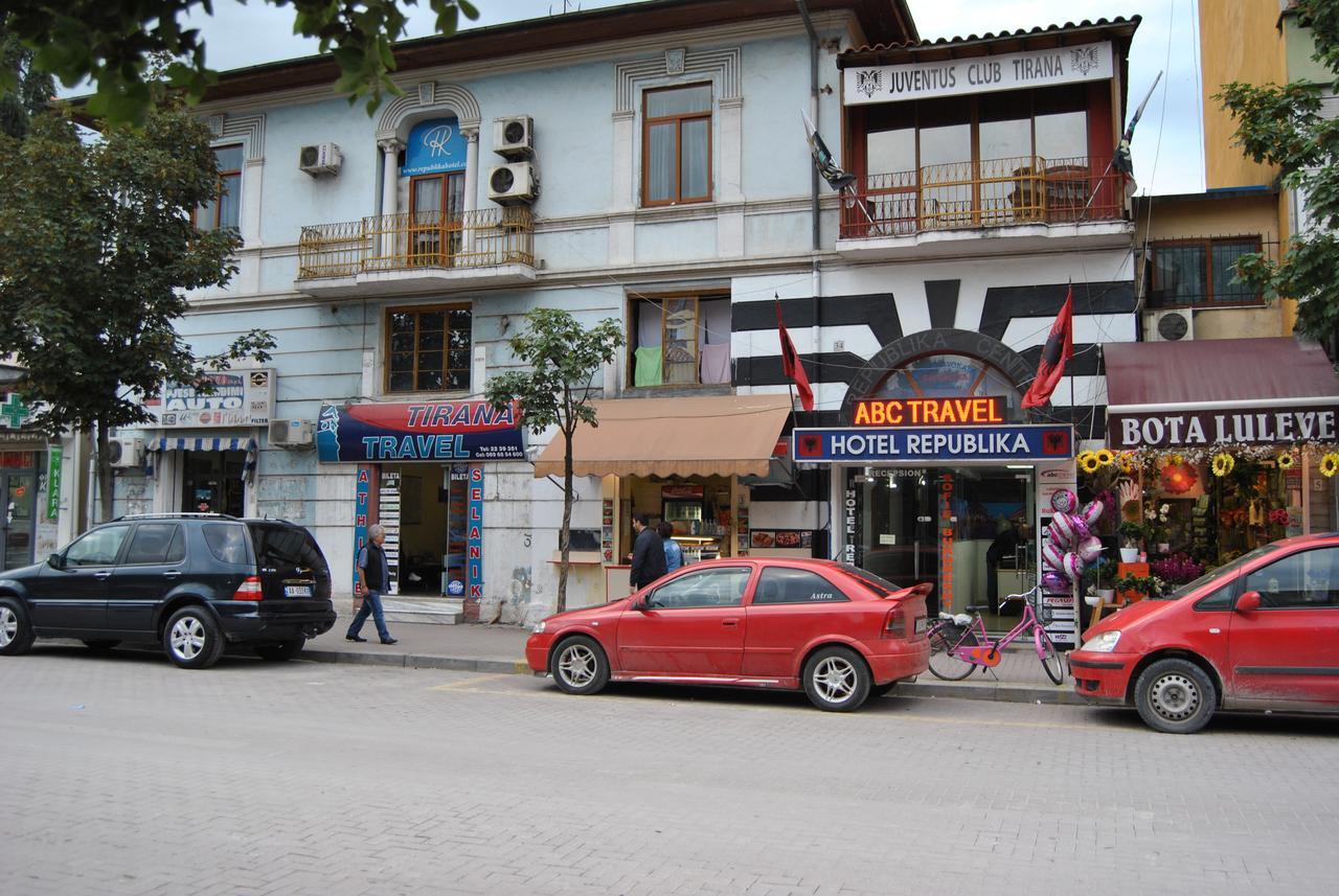 Hotel Republika Tirana Exterior photo