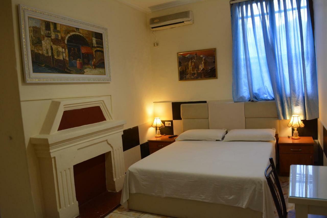 Hotel Republika Tirana Exterior photo